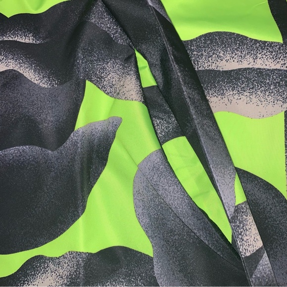 Adidas City Escape Q3 Windbreaker Multi Sport Jacket-Size L New - Picture 4 of 14